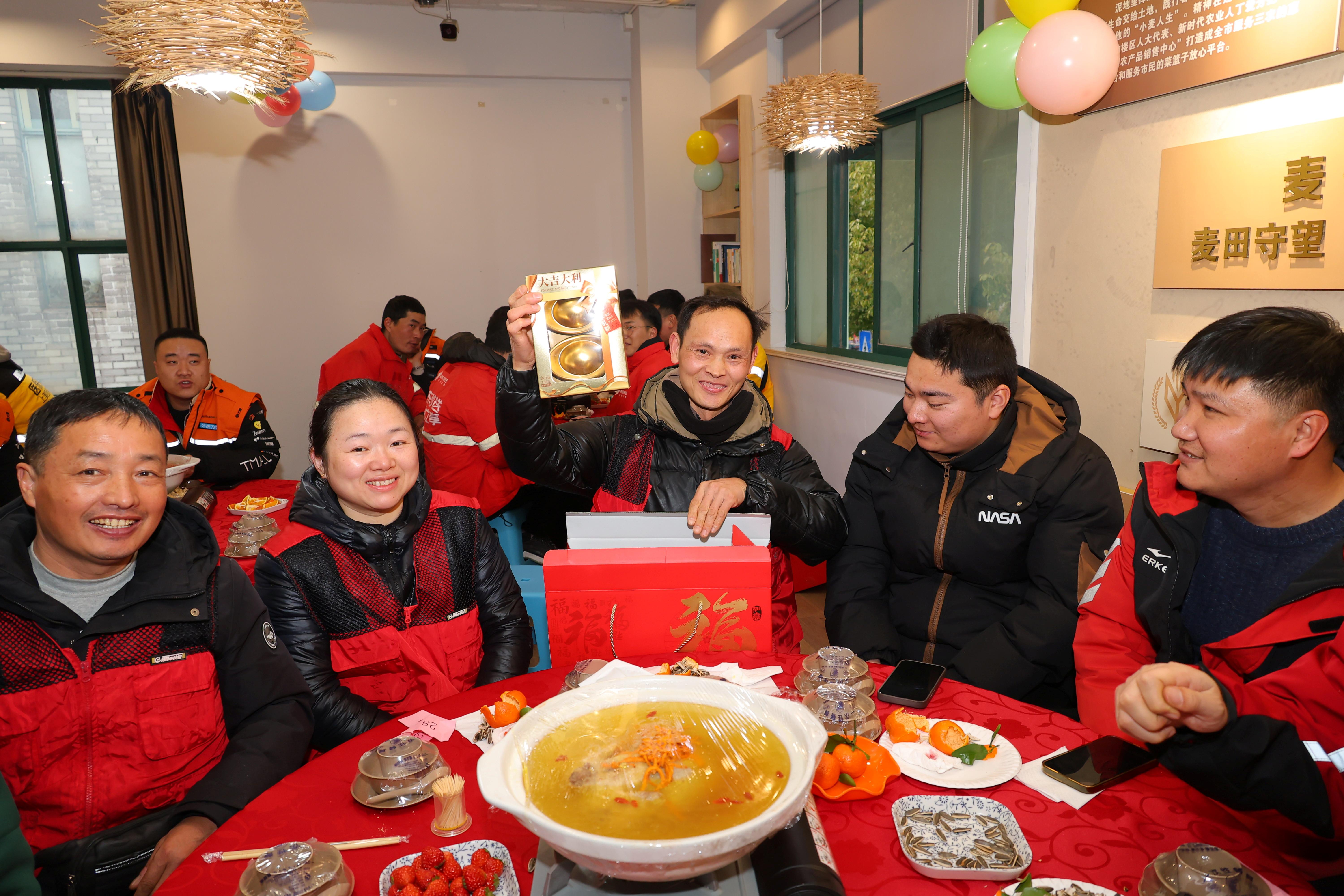 市总工会持续走访慰问全市